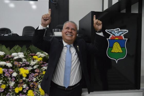 Ganhos de vereadores chegaram a R$ 34,2 mil em fevereiro, segundo Portal Transparência