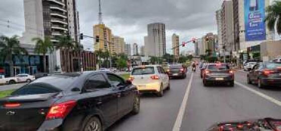 A frente fria que veio do Sul se estabelecerá por mais 2 dias e as temperaturas só voltam a subir no sábado (17).