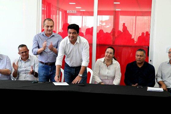 Prefeito assinou Manifestação de Apoio para ampliação do Comitê de Bacia Hidrográfica do Rio Cuiabá, o que deve fortalec