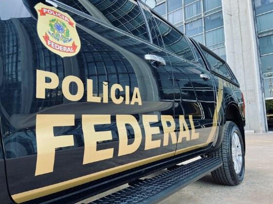 Homem de 30 anos, é acusado de envolvimento em pelo menos três mortes