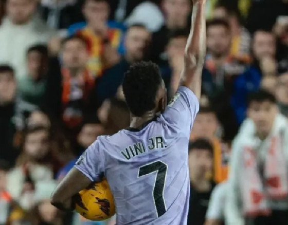 VINI JR.PNG