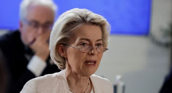 URSULA.jpg
