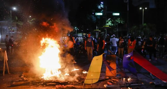 PROTESTO.jpg