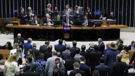 Câmara aprova projeto que amplia número de deputados federais