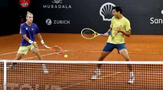 TENIS.JPG
