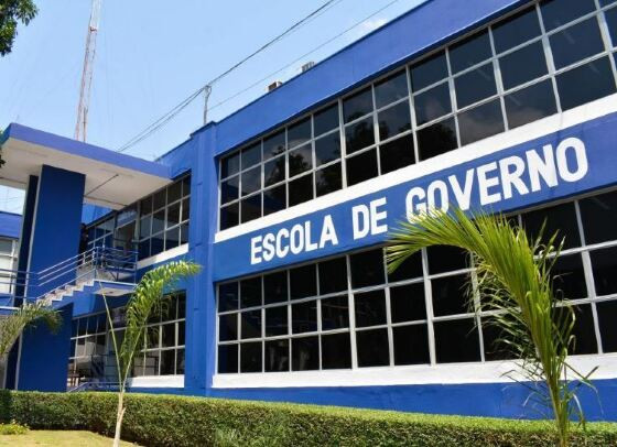 ESCOLA DE GOVERNO.JPG