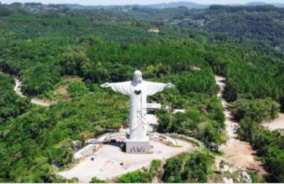 ESTATUA.JPG