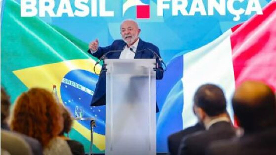 LULA.JPG