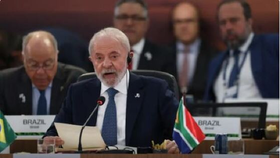 LULA.JPG