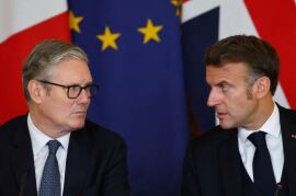 Reino Unido e França anunciam cooperação nuclear em visita de Macron a Londres