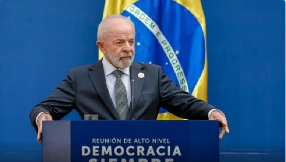 LULA.JPG
