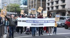 Manifestações em quatro cidades pedem ampliação da licença-paternidade