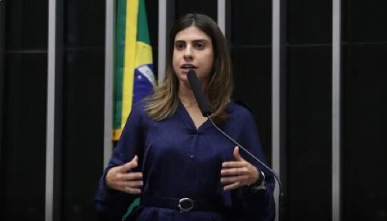 DEPUTADA.JPG