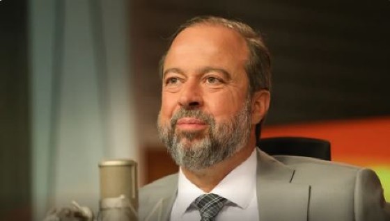 MINISTRO.JPG