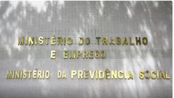 MINISTERIO.JPG