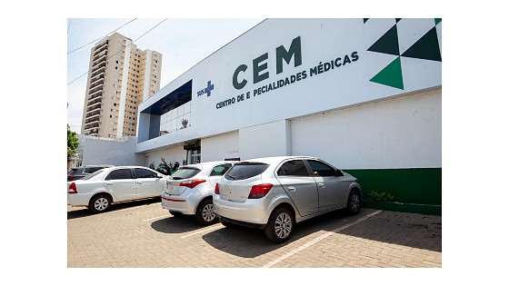 Centro de Especialidades Médicas.png