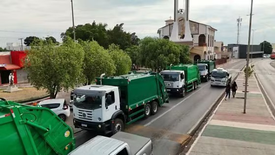 Imagem Caminhões de Lixos.png