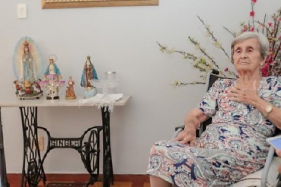 Mãe de Dante de Oliveira.png