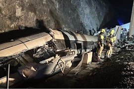 Colisão entre trens deixa ao menos 39 mortos na Espanha