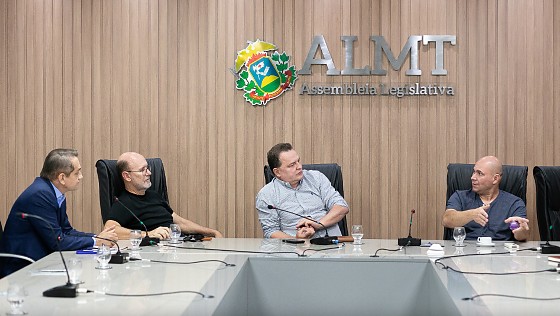 Max Russi e Abilio Brunini.png