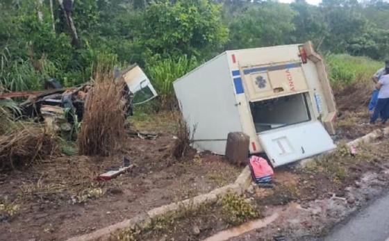 Ambulância Caída.png