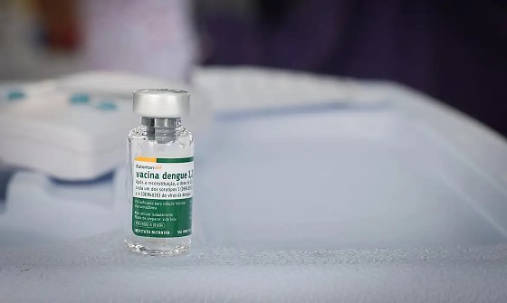 Vacina Dengue.png