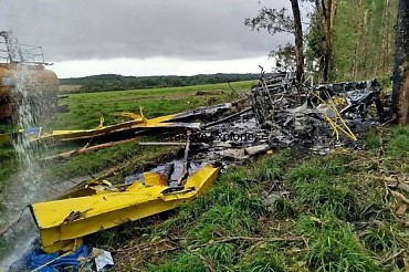 Aeronave cai, explode e piloto é resgatado com vida no interior de MT