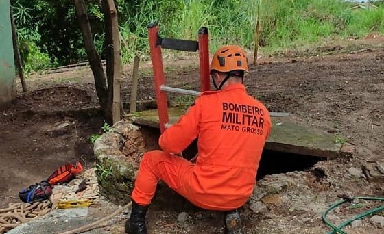 Bombeiros Cisterna.png